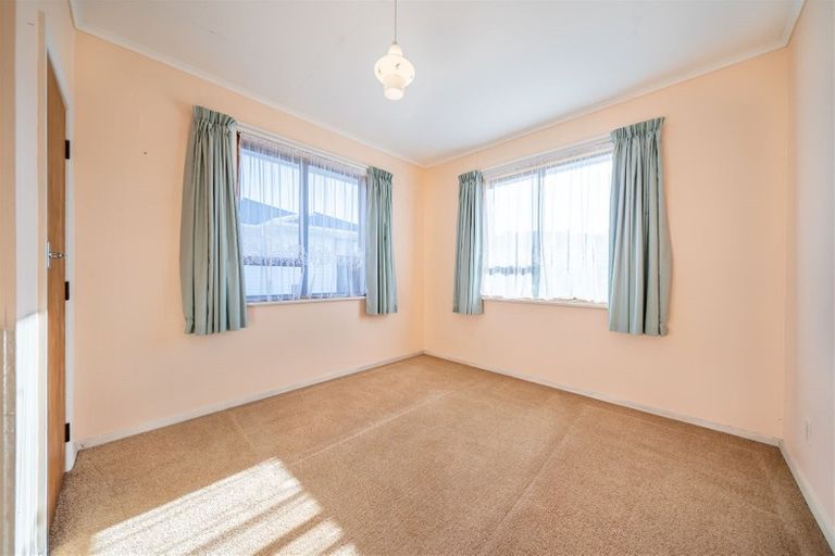 Photo of property in 257 Fergusson Drive, Heretaunga, Upper Hutt, 5018