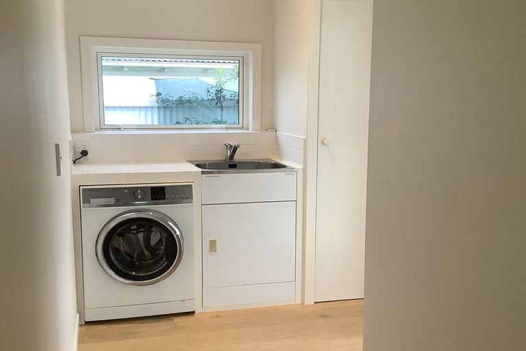 Photo of property in 2 Naples Street, Martinborough, 5711