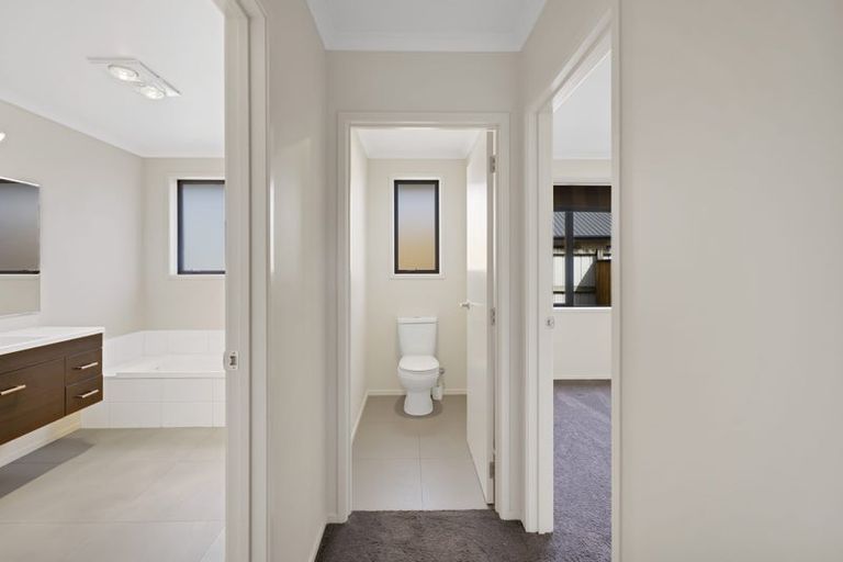 Photo of property in 2 Rawiri Drive, Bell Block, New Plymouth, 4312