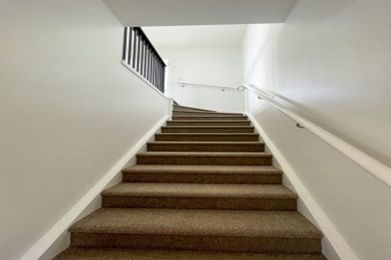 Photo of property in 11/5 Brandon Road, Glen Eden, Auckland, 0602