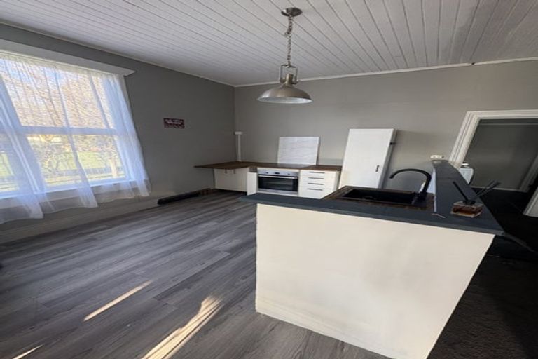 Photo of property in 24 Wilkin Street, Rotherham, 7379