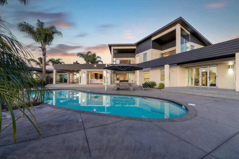 Photo of property in 42 Ryvington Lane, Tamahere, Hamilton, 3283