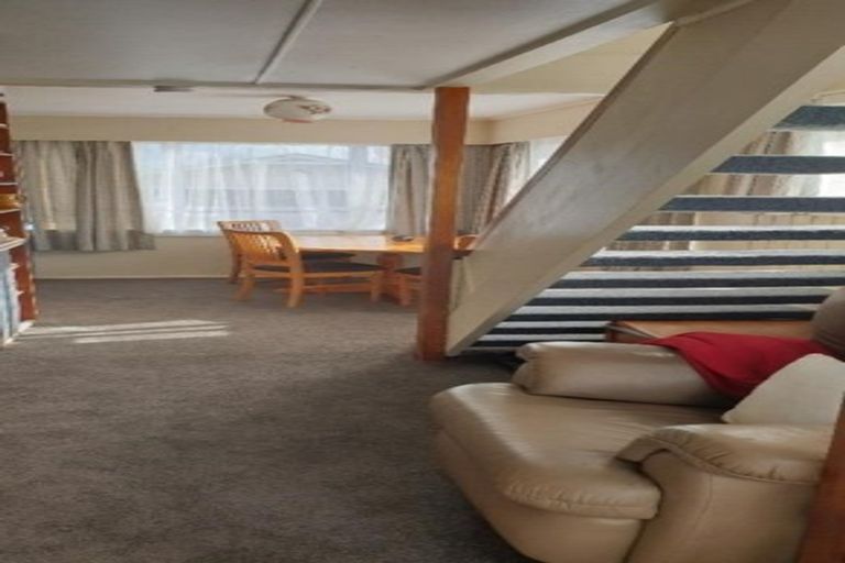 Photo of property in 167 Waihi Road, Hawera, 4610