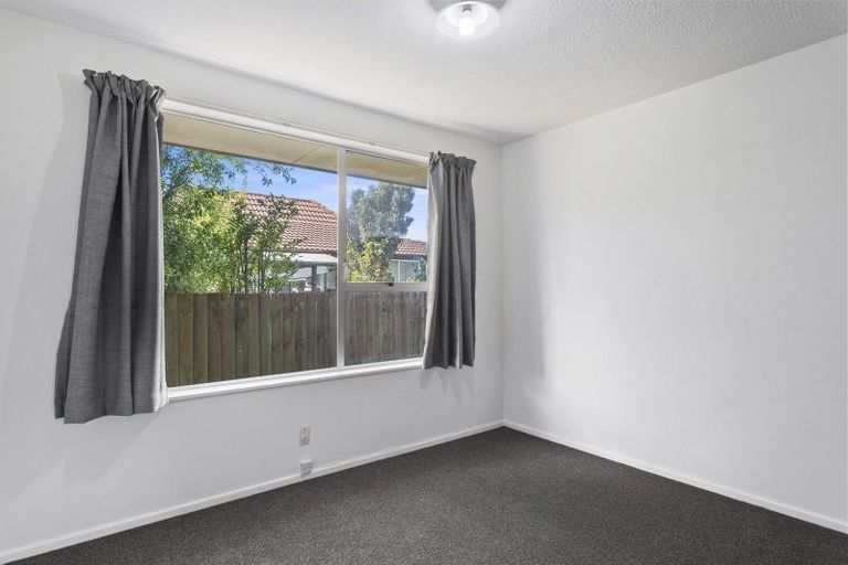Photo of property in 59 Sarabande Avenue, Redwood, Christchurch, 8051