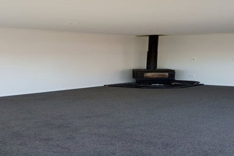 Photo of property in 75 Nottingham Street, Karori, Wellington, 6012