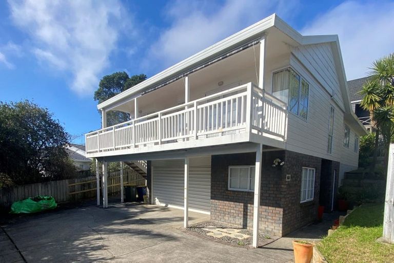 Photo of property in 2/95 Langana Avenue, Browns Bay, Auckland, 0630