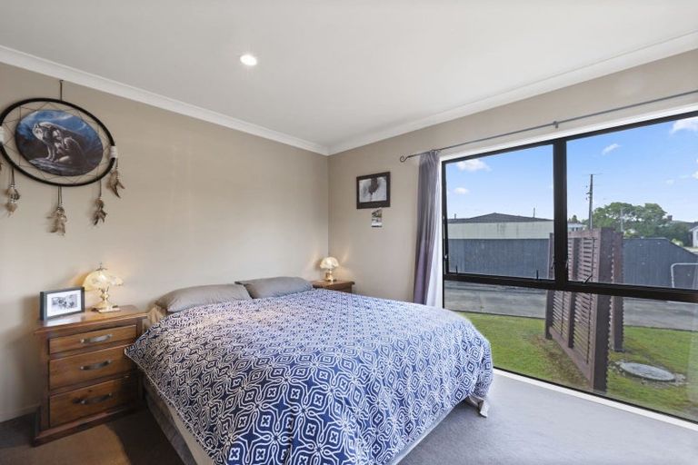 Photo of property in 20 Kings Drive, Levin, 5510