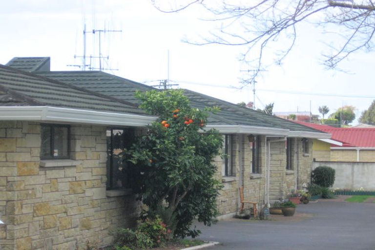 Photo of property in 51c Pemberton Crescent, Greerton, Tauranga, 3112