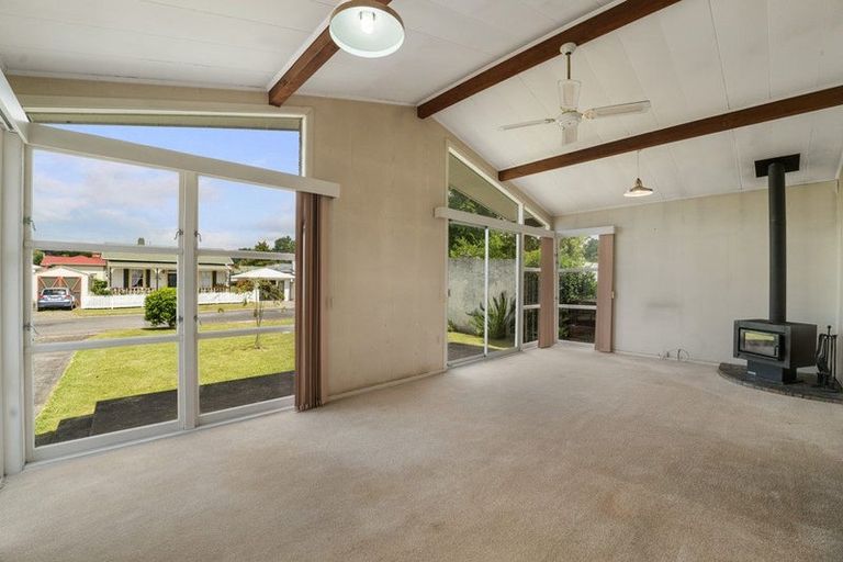 Photo of property in 10 Thorp Street, Paeroa, 3600