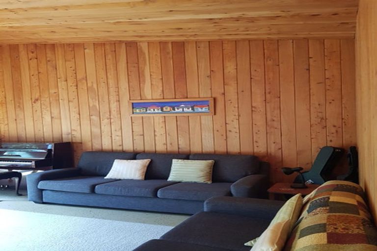 Photo of property in 38 Grammar Street, Kimbolton, 4777