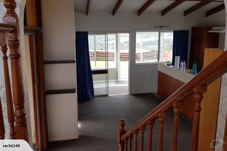 Photo of property in 18 Shakespear Road, Army Bay, Whangaparaoa, 0930