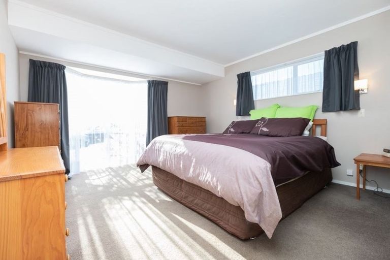 Photo of property in 6 Ridgeway Place, Glenview, Hamilton, 3206