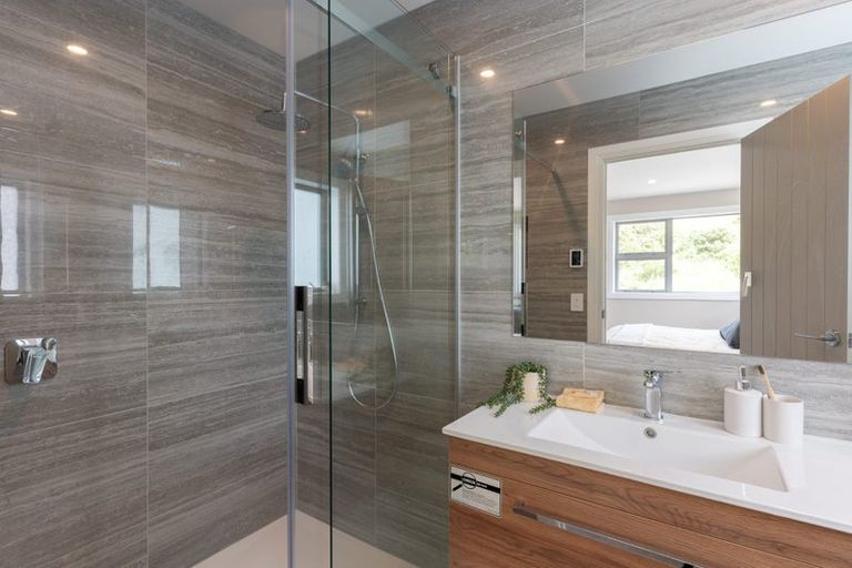 Photo of property in 22 Farnworth Terrace, Churton Park, Wellington, 6037