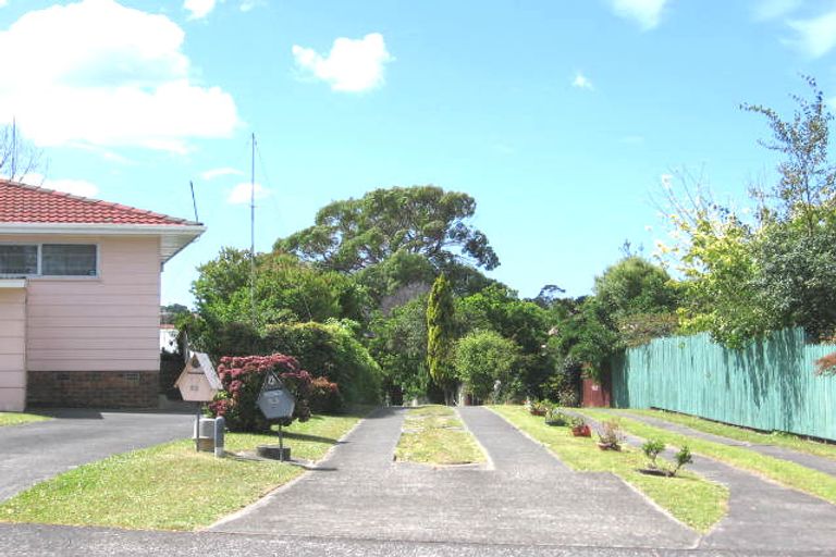 Photo of property in 23 Cockayne Crescent, Sunnynook, Auckland, 0620
