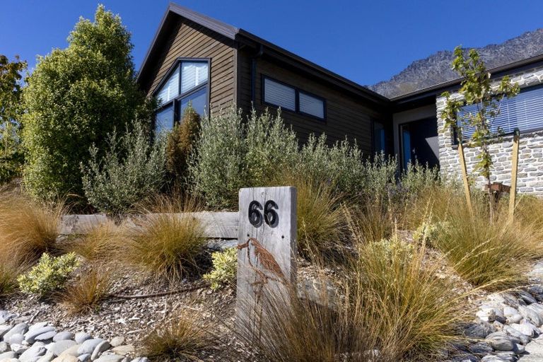 Photo of property in 66 Spur Ridge Rise, Jacks Point, 9371