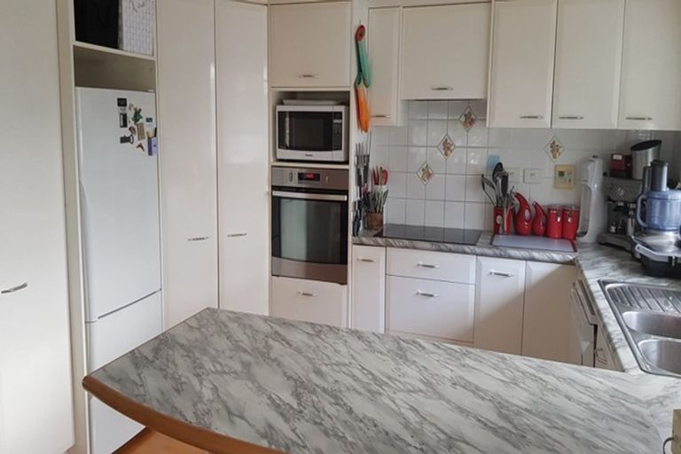 Photo of property in 17 Fuller Grove, Woburn, Lower Hutt, 5010