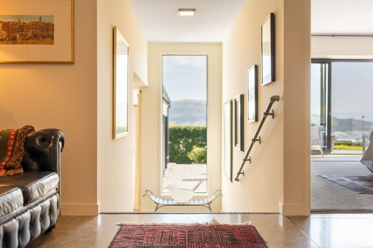 Photo of property in 285 Cannon Hill Crescent, Mount Pleasant, Christchurch, 8081