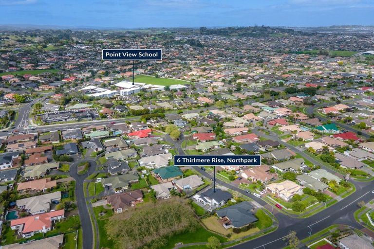 Photo of property in 6 Thirlmere Rise, Northpark, Auckland, 2013