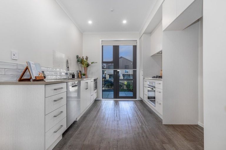 Photo of property in 6 Tokitoki Way, Kenepuru, Porirua, 5022