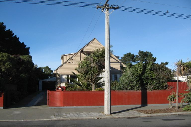 Photo of property in 39 Bowhill Road, New Brighton, Christchurch, 8083