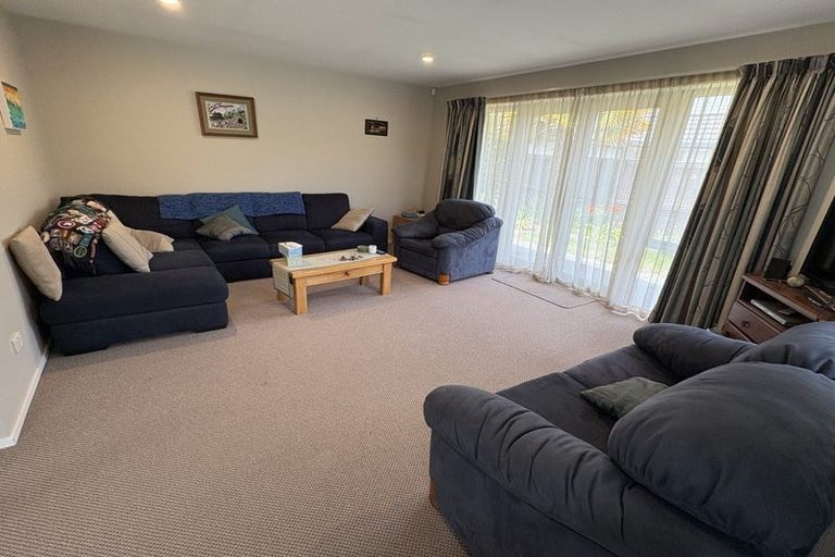 Photo of property in 111a Aorangi Road, Bryndwr, Christchurch, 8053