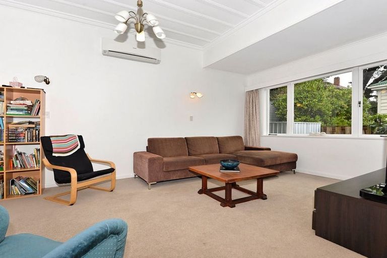 Photo of property in 53c Woodward Road, Mount Albert, Auckland, 1025