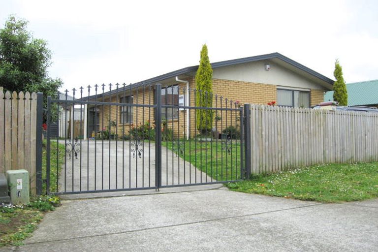 Photo of property in 58 Hall Avenue, Mangere, Auckland, 2022