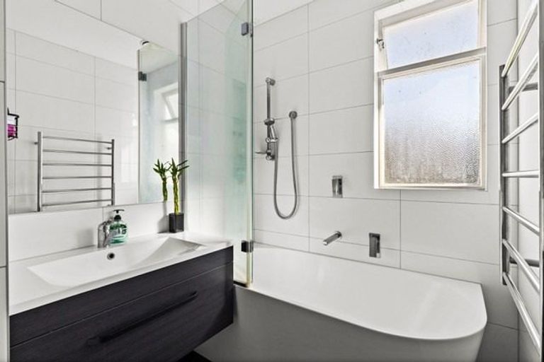 Photo of property in 289 Kennedy Road, Onekawa, Napier, 4110