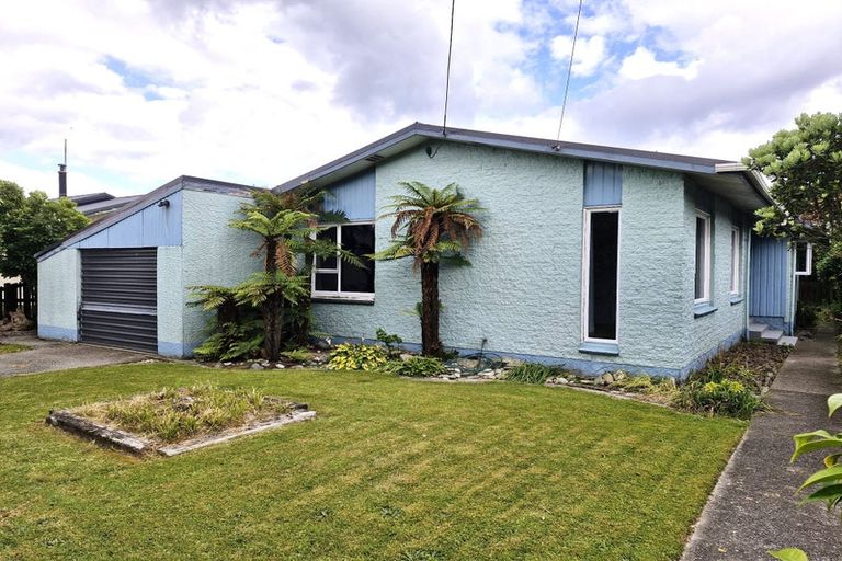 Photo of property in 79 Hall Street, Cobden, Greymouth, 7802