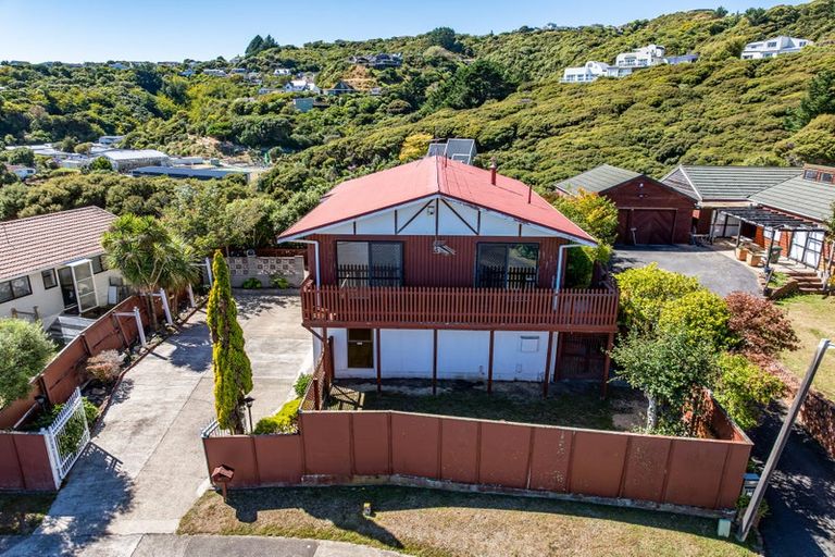 Photo of property in 49 Kinloch Place, Papakowhai, Porirua, 5024