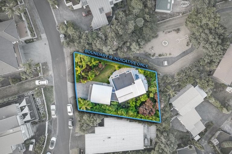 Photo of property in 8 Graceview Way, West Harbour, Auckland, 0618