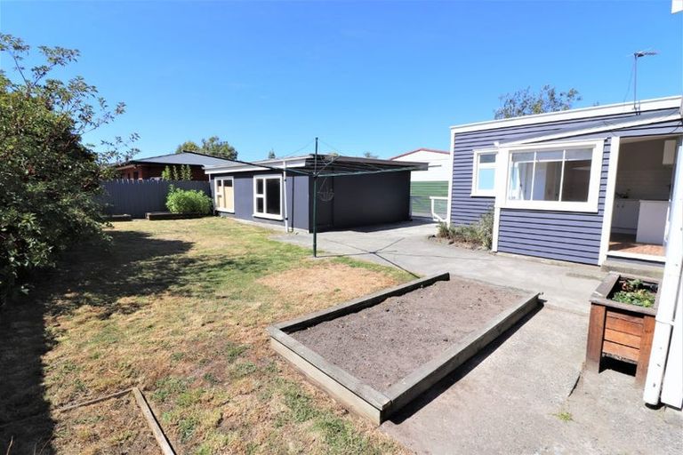 Photo of property in 112 Selwyn Street, Somerfield, Christchurch, 8024