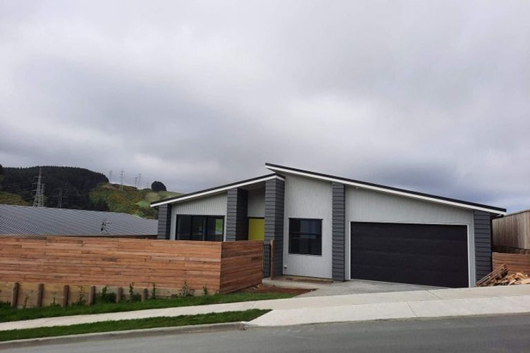 Photo of property in 36 Atherton Terrace, Churton Park, Wellington, 6037