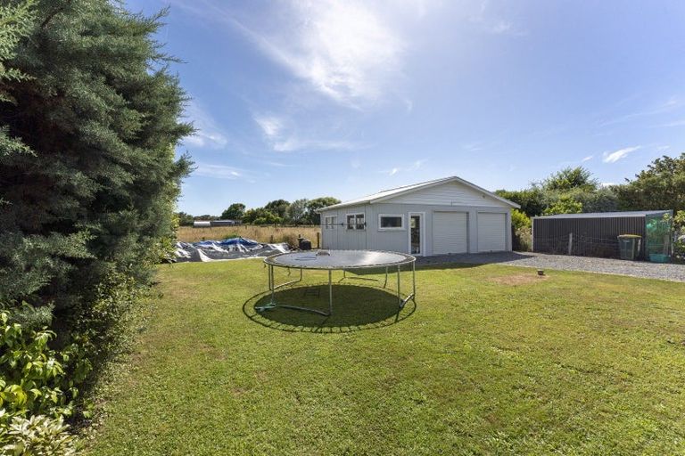 Photo of property in 26 Avenue North Road, Levin, 5510