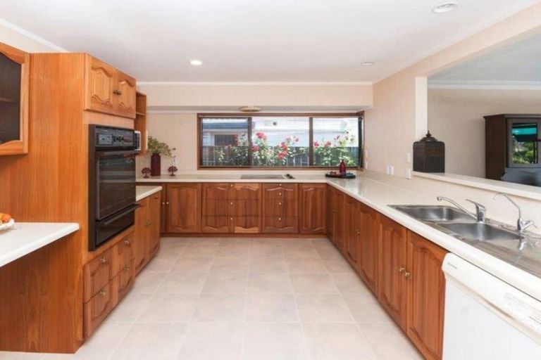 Photo of property in 3 Sunderlands Road, Half Moon Bay, Auckland, 2012