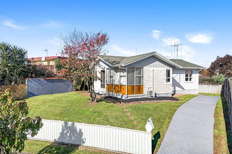 Photo of property in 61 Morrow Avenue, St Andrews, Hamilton, 3200