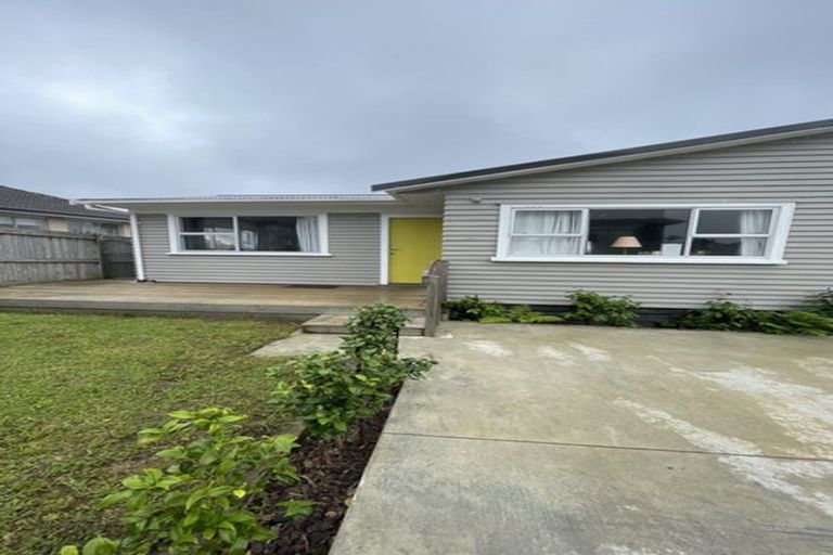Photo of property in 22c Vincent Street, Howick, Auckland, 2014