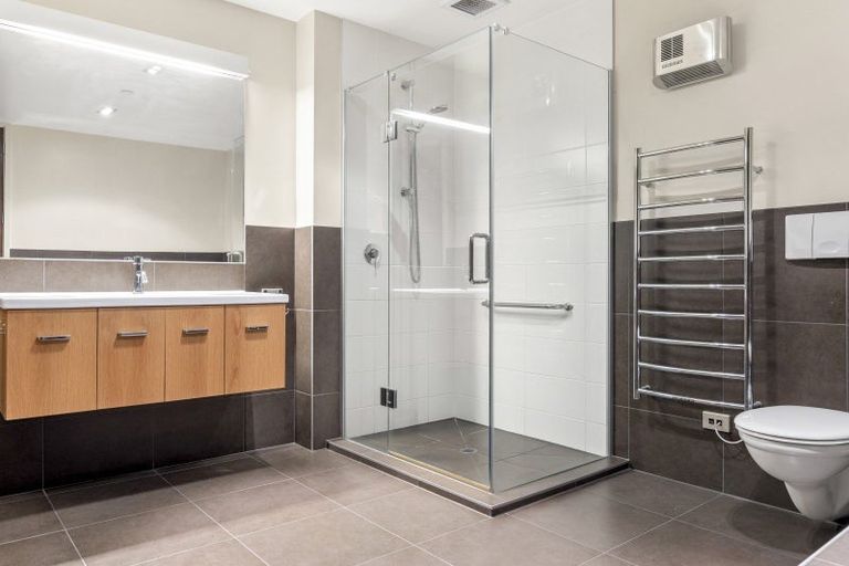 Photo of property in Quay Apartments, 103/283 Wakefield Quay, Stepneyville, Nelson, 7010