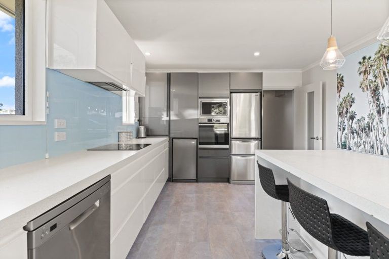 Photo of property in 75 Glenelg Street, Bradford, Dunedin, 9011