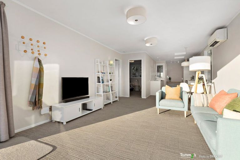 Photo of property in 81 Townsend Road, Miramar, Wellington, 6022