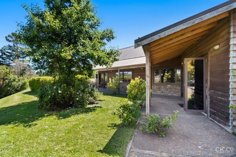 Photo of property in 14 Mount Marua Way, Timberlea, Upper Hutt, 5018