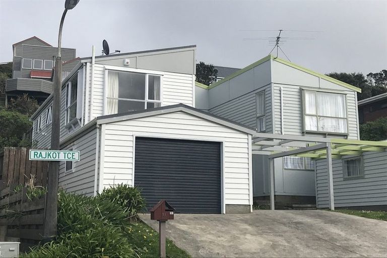 Photo of property in 1/51 Rajkot Terrace, Broadmeadows, Wellington, 6035