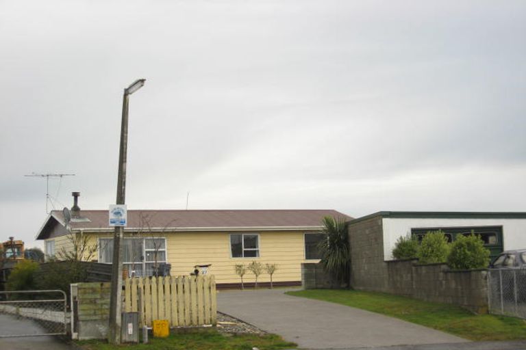 Photo of property in 27 Chesney Place, Heidelberg, Invercargill, 9812