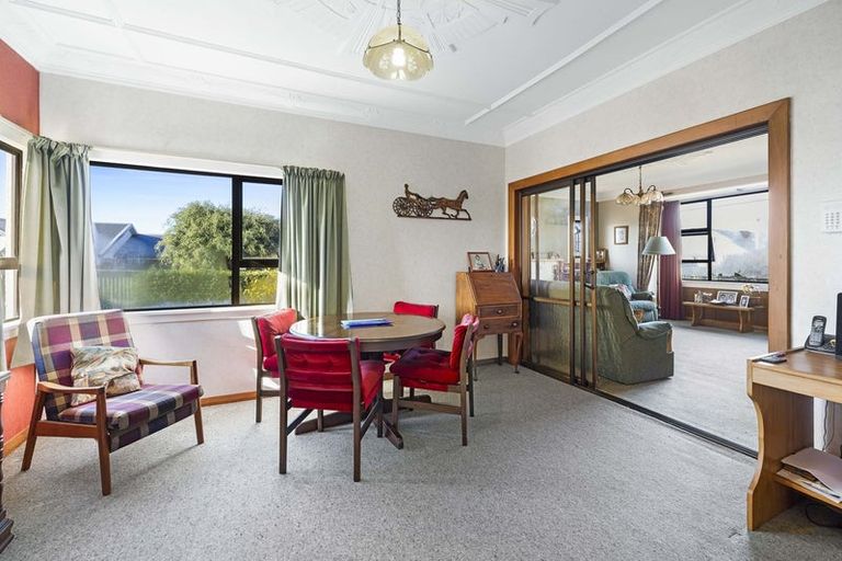 Photo of property in 18 Egmont Street, Hawera, 4610