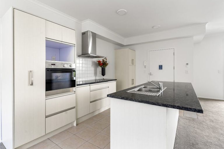 Photo of property in 9/130 Stancombe Road, Flat Bush, Auckland, 2016