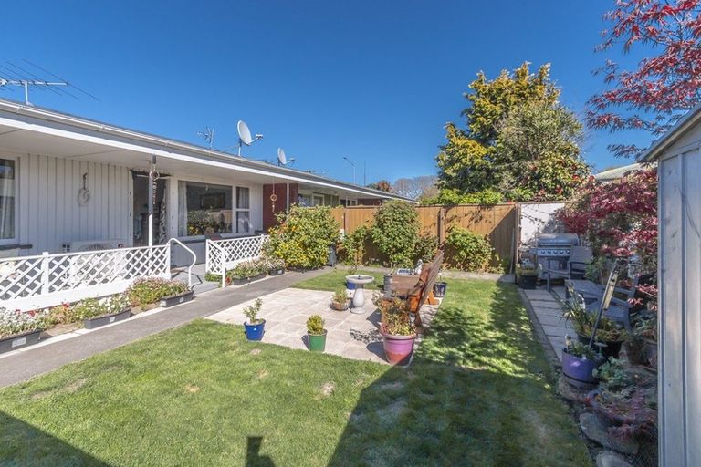 Photo of property in 3/7a Curletts Road, Sockburn, Christchurch, 8042