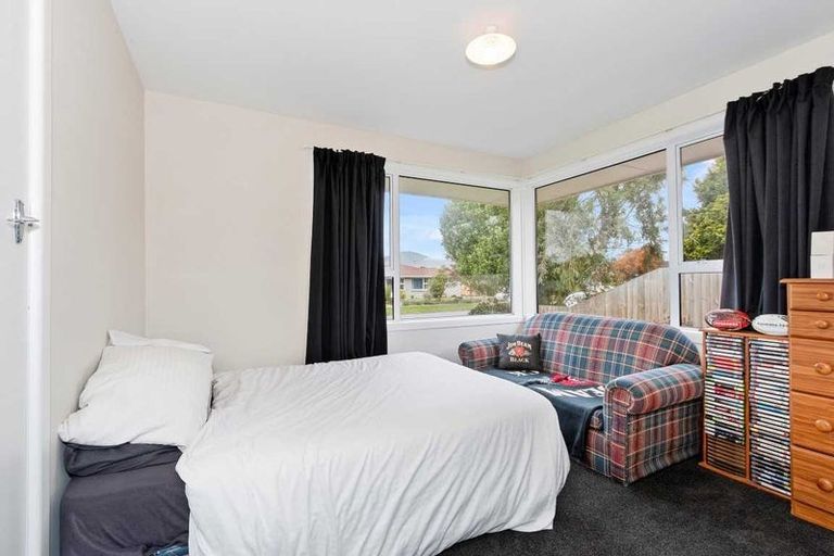 Photo of property in 1/41 Roberta Drive, Somerfield, Christchurch, 8024