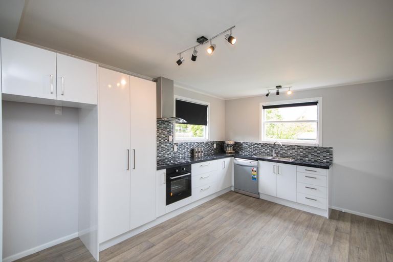 Photo of property in 1 Lifford Place, Awapuni, Palmerston North, 4412