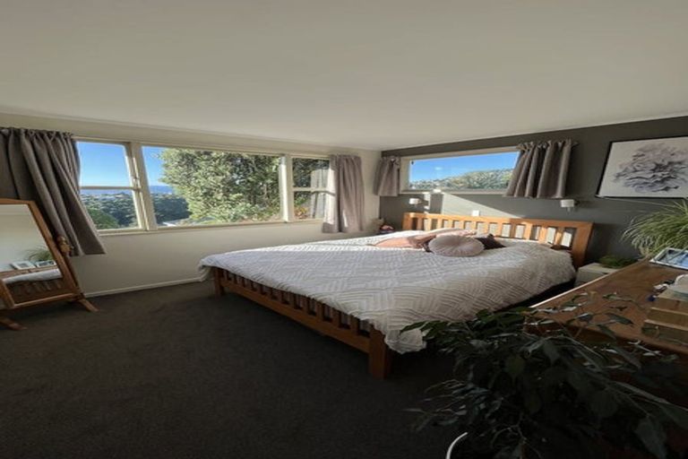 Photo of property in 26 Winston Street, Crofton Downs, Wellington, 6035