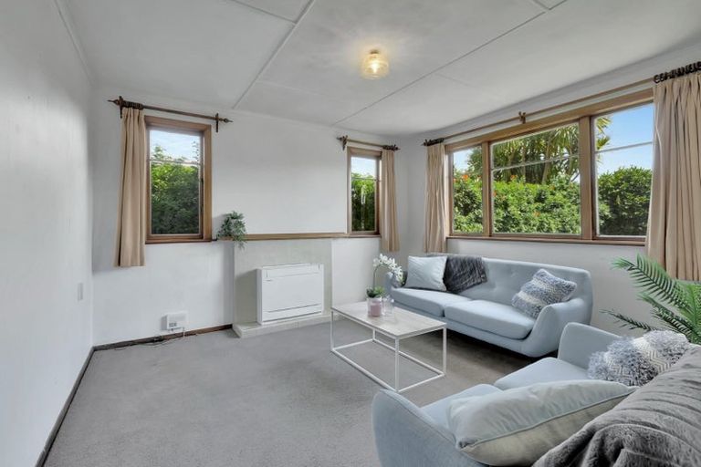 Photo of property in 195 South Road, Spotswood, New Plymouth, 4310